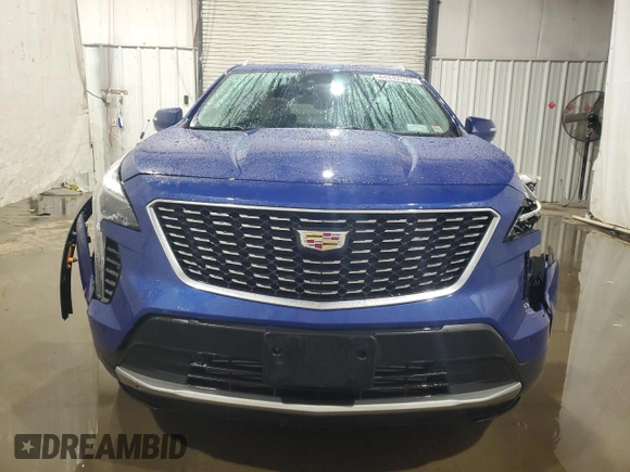 2021 Cadillac XT4 AWD Premium Luxury with VIN 1GYFZDR49MF044119, listed as a Copart auction lot 44242575 with 36,479 mi miles and Salvage Title. Bid and sale history available at carsss.com. Image 5.