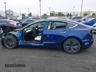 2020 Tesla Model 3 Long Range with VIN 5YJ3E1EB9LF744684, listed as a IAAI auction lot 41805065 with 92,123 mi miles. Bid and sale history available at carsss.com. Image 15.