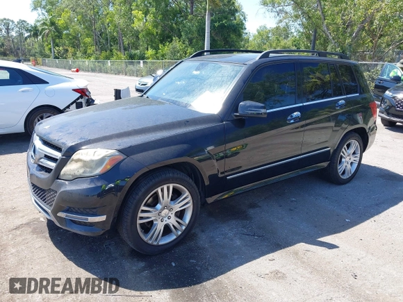 2014 Mercedes-Benz GLK GLK 350 with VIN WDCGG5HB4EG258902, listed as a IAAI auction lot 42036971 with 196,516 mi miles and . Bid and sale history available at carsss.com. Image 2.