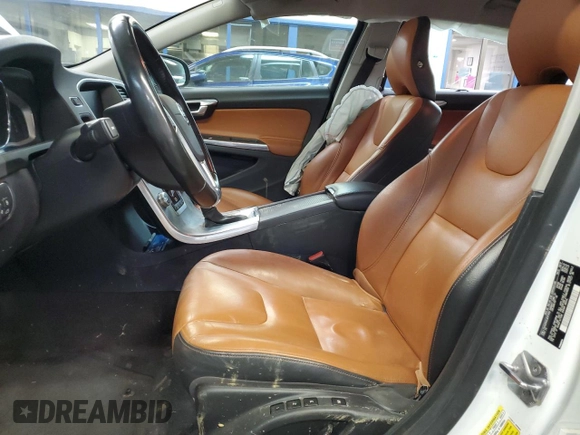 2018 Volvo S60 Inscription z VIN LYV402HK0JB171760, wystawiony jako Copart lot #45929395 z przebiegiem Nie podano mil oraz Szkoda całkowita • Salvage title. Historia ofert i sprzedaży dostępna na DreamBid. Obrazek 7.