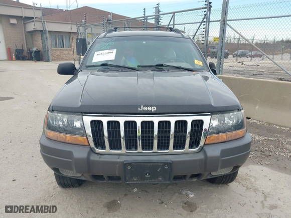 2001 Jeep Grand Cherokee Laredo with VIN 1J4GW48N91C644952, listed as a IAAI auction lot 40825099 with 1 mi miles. Bid and sale history available at carsss.com. Image 6.