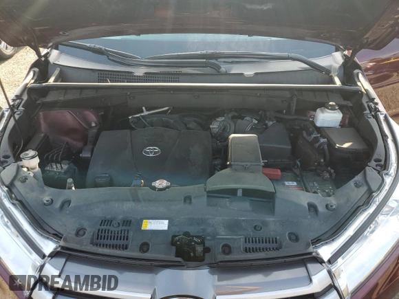2019 Toyota Highlander SE with VIN 5TDJZRFH3KS983784, listed as a Copart auction lot 62874465 with 56,151 mi miles and Salvage title. Bid and sale history available at DreamBid. Image 12.