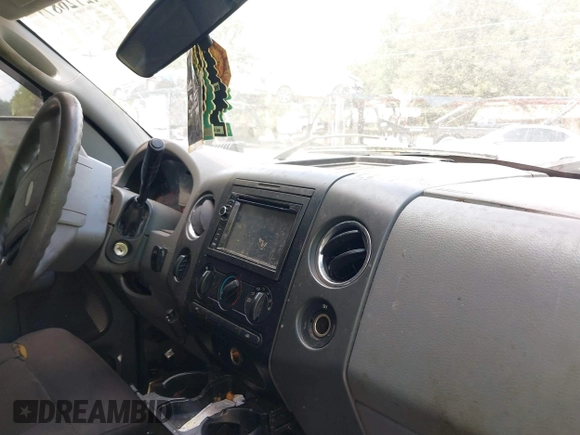 2004 Ford F-150 XLT with VIN 1FTRW14W54KC03745, listed as a IAAI auction lot 42726871 with 267,390 mi miles and . Bid and sale history available at DreamBid. Image 13.