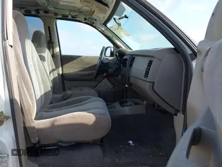 2003 Dodge Dakota Sport with VIN 1D7HL38X03S275203, listed as a IAAI auction lot 41992763 with 153,176 mi miles. Bid and sale history available at carsss.com. Image 8.