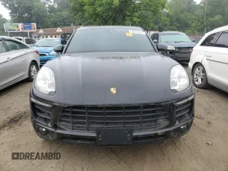 2017 Porsche Macan with VIN WP1AA2A50HLB07596, listed as a Copart auction lot 62682545 with 110,684 mi miles and Salvage title. Bid and sale history available at DreamBid. Image 5.