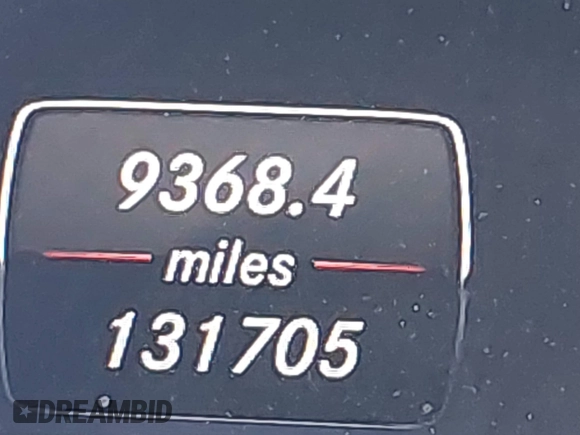 2015 Mercedes-Benz M 350 with VIN 4JGDA5HBXFA592118, listed as a IAAI auction lot 42429105 with 131,705 mi miles and . Bid and sale history available at DreamBid. Image 15.