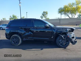 2024 Jeep Grand Cherokee with VIN 1C4RJYB6XR8612970, listed as a IAAI auction lot 42324488 with 5,701 mi miles and . Bid and sale history available at DreamBid. Image 13.