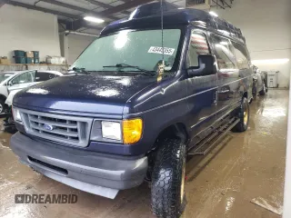 2003 Ford Econoline Passenger XL z VIN 1FBSS31L03HA96493, wystawiony jako Copart lot #43443355 z przebiegiem 196 245 mil mil oraz Szkoda całkowita • Salvage title. Historia ofert i sprzedaży dostępna na DreamBid. Obrazek 1.