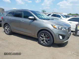 2016 Kia Sorento SX with VIN 5XYPKDA55GG098795, listed as a IAAI auction lot 42856870 with 184,068 mi miles and . Bid and sale history available at DreamBid. Image 1.