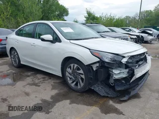 2023 Subaru Legacy Limited z VIN 4S3BWAN69P3013221, wystawiony jako IAAI lot #42096336 z przebiegiem 9 658 mil mil oraz . Historia ofert i sprzedaży dostępna na DreamBid. Obrazek 1.