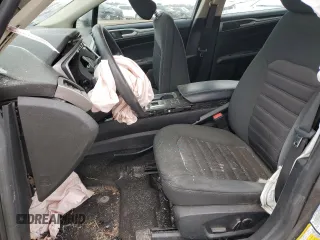 2020 Ford Fusion SE with VIN 3FA6P0HD4LR140947, listed as a Copart auction lot 83263774 with 0 mi miles and Non Repairable. Bid and sale history available at carsss.com. Image 7.
