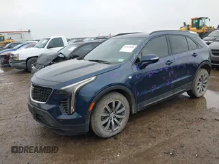 2022 Cadillac XT4 FWD Sport with VIN 1GYFZER44NF151862, listed as a IAAI auction lot 41429850 with 9,854 mi miles. Bid and sale history available at carsss.com. Image 18.