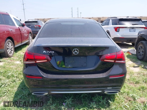 2019 Mercedes-Benz A 220 с VIN WDD3G4EB2KW002509, выставлен на аукционе IAAI как лот 41923586 с пробегом Не указан миль и . История ставок и продаж доступна на DreamBid. Изображение 16.