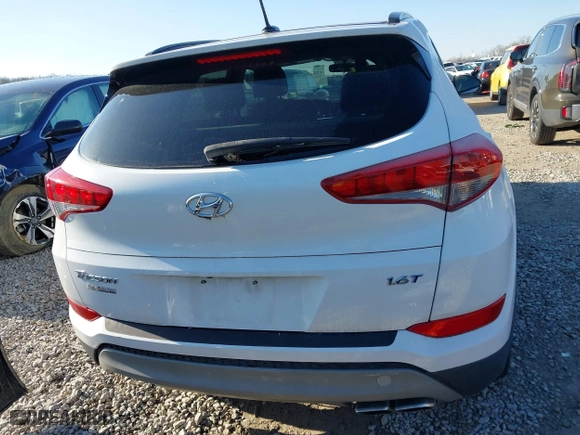 2017 Hyundai Tucson Value with VIN KM8J33A28HU533047, listed as a IAAI auction lot 41853087 with 74,238 mi miles. Bid and sale history available at carsss.com. Image 16.