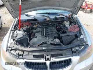 2006 BMW 3 Series 325xi with VIN WBAVT135X6KW22139, listed as a IAAI auction lot 42780030 with 222,216 mi miles and . Bid and sale history available at DreamBid. Image 10.