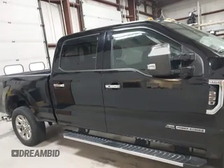 2019 Ford F-250 XL z VIN 1FT7W2BT9KEG37734, wystawiony jako IAAI lot #42042880 z przebiegiem 119 771 mil mil oraz . Historia ofert i sprzedaży dostępna na DreamBid. Obrazek 14.