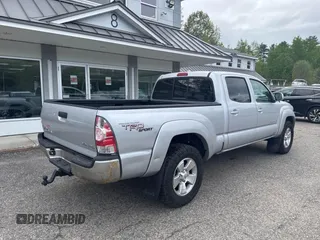 2010 Toyota Tacoma with VIN 5TEMU4FN9AZ700195, listed as a IAAI auction lot 42292106 with 232,453 mi miles and . Bid and sale history available at DreamBid. Image 4.