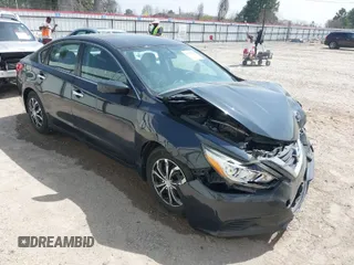2017 Nissan Altima 2.5 SV with VIN 1N4AL3AP0HC257457, listed as a IAAI auction lot 41782747 with 89,131 mi miles. Bid and sale history available at carsss.com. Image 1.