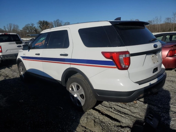 2019 Ford Police Interceptor Utility z VIN 1FM5K8AR2KGA31039, wystawiony jako Copart lot #50120465 z przebiegiem 73 554 mil mil oraz Szkoda całkowita • Salvage title. Historia ofert i sprzedaży dostępna na DreamBid. Obrazek 2.