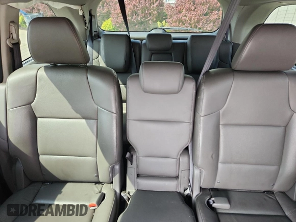 2015 Honda Odyssey Touring Elite with VIN 5FNRL5H98FB125532, listed as a Copart auction lot 60656485 with 184,421 mi miles and Non repairable. Bid and sale history available at DreamBid. Image 10.