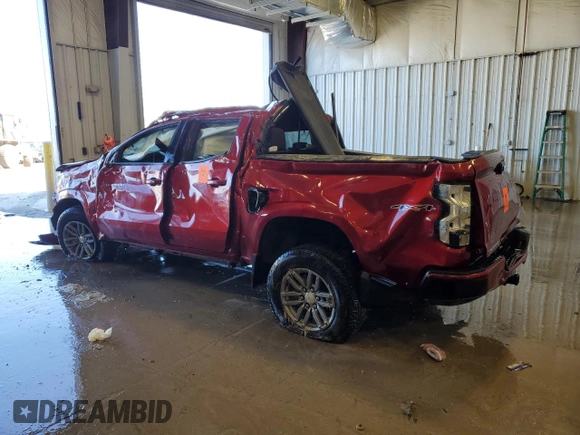 2023 Chevrolet Colorado 4WD LT z VIN 1GCPTCEK1P1198948, wystawiony jako Copart lot #49230845 z przebiegiem Nie podano mil oraz Nie do naprawy. Historia ofert i sprzedaży dostępna na DreamBid. Obrazek 2.