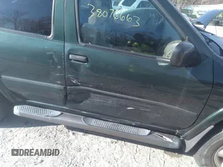 2002 Nissan Pathfinder SE z VIN JN8DR09Y82W709568, wystawiony jako IAAI lot #38076663 z przebiegiem Nie podano mil oraz . Historia ofert i sprzedaży dostępna na DreamBid. Obrazek 6.