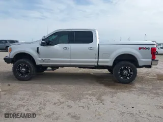 2017 Ford Super Duty F-250 SRW Lariat with VIN 1FT7W2BTXHED57250, listed as a IAAI auction lot 41724650 with 88,796 mi miles. Bid and sale history available at carsss.com. Image 14.