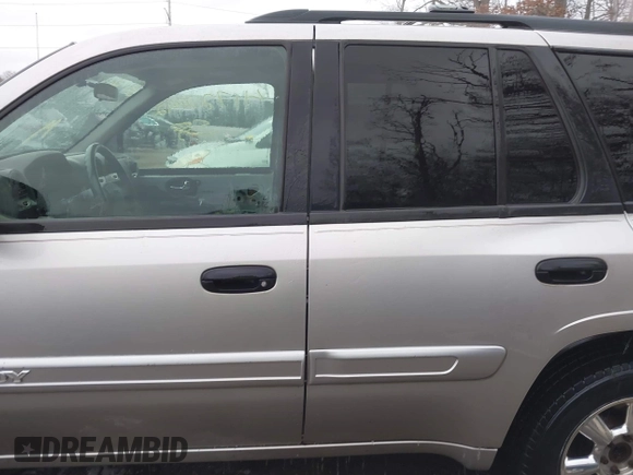 2004 GMC Envoy SLT with VIN 1GKDT13S242398113, listed as a IAAI auction lot 41722942 with 175,173 mi miles and . Bid and sale history available at DreamBid. Image 15.