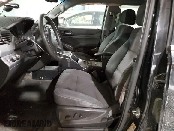 2015 Chevrolet Tahoe Commercial z VIN 1GNSK2EC4FR718793, wystawiony jako Copart lot #84749724 z przebiegiem 122 342 mil mil oraz Szkoda całkowita • Salvage title. Historia ofert i sprzedaży dostępna na DreamBid. Obrazek 7.