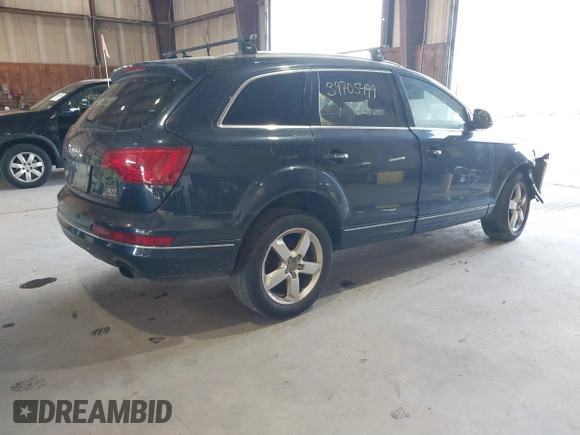 2014 Audi Q7 Premium Plus z VIN WA1LGAFE1ED014792, wystawiony jako IAAI lot #39705499 z przebiegiem 128 659 mil mil oraz . Historia ofert i sprzedaży dostępna na DreamBid. Obrazek 4.