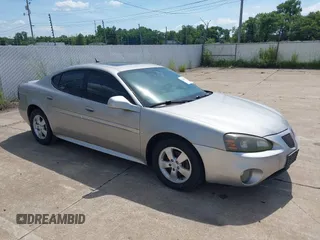 2007 Pontiac Grand Prix with VIN 2G2WP552171175812, listed as a IAAI auction lot 42706716 with 111,593 mi miles and . Bid and sale history available at DreamBid. Image 1.