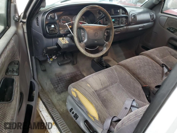 1998 Dodge Ram 2500 with VIN 3B7KF22Z0WG106242, listed as a Copart auction lot 43757935 with 231,819 mi miles and Clean Title. Bid and sale history available at carsss.com. Image 8.