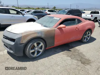 2013 Chevrolet Camaro LS z VIN 2G1FA1E37D9196068, wystawiony jako Copart lot #60713615 z przebiegiem 47 366 mil mil oraz Czysty tytuł • Clean title. Historia ofert i sprzedaży dostępna na DreamBid. Obrazek 1.