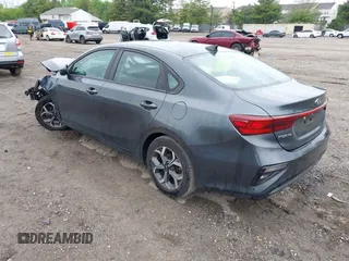 2021 Kia Forte LXS с VIN 3KPF24AD9ME283735, выставлен на аукционе IAAI как лот 42220005 с пробегом 97 694 миль миль и . История ставок и продаж доступна на DreamBid. Изображение 3.