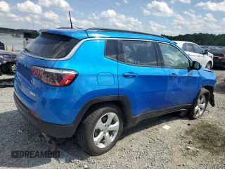 2021 Jeep Compass Latitude with VIN 3C4NJDBB1MT584118, listed as a Copart auction lot 55926585 with 89,454 mi miles and Salvage title. Bid and sale history available at DreamBid. Image 3.