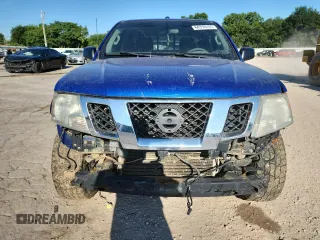 2015 Nissan Frontier SL z VIN 1N6AD0EV4FN702523, wystawiony jako Copart lot #64310095 z przebiegiem 146 012 mil mil oraz Czysty tytuł • Clean title. Historia ofert i sprzedaży dostępna na DreamBid. Obrazek 5.