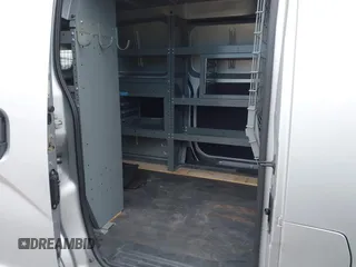 2015 Nissan NV200 SV with VIN 3N6CM0KN3FK701947, listed as a IAAI auction lot 42022905 with 35,282 mi miles. Bid and sale history available at carsss.com. Image 8.