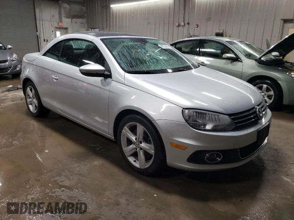 2012 Volkswagen Eos Lux with VIN WVWFW7AH8CV000549, listed as a Copart auction lot 81134064 with 47,432 mi miles and Salvage Title. Bid and sale history available at DreamBid. Image 4.