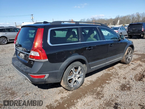 2014 Volvo XC70 T6 with VIN YV4902BZ5E1184221, listed as a Copart auction lot 51917985 with 157,871 mi miles and Clean Title. Bid and sale history available at DreamBid. Image 3.