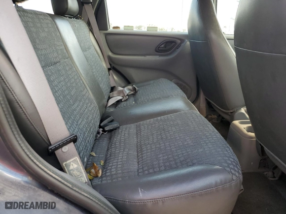 2001 Ford Escape XLS with VIN 1FMYU01BX1KB53168, listed as a Copart auction lot 76547834 with 71,025 mi miles and Salvage Title. Bid and sale history available at carsss.com. Image 11.