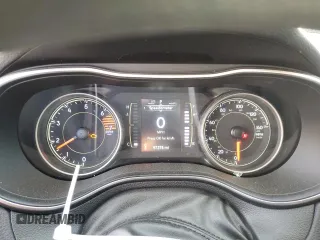 2019 Jeep Cherokee Latitude с VIN 1C4PJLCB6KD490448, выставлен на аукционе Copart как лот 43361195 с пробегом 97 278 миль миль и Списание • Salvage title. История ставок и продаж доступна на DreamBid. Изображение 9.