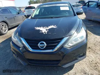 2017 Nissan Altima 2.5 SR with VIN 1N4AL3AP4HC293538, listed as a IAAI auction lot 41492018 with 199,200 mi miles. Bid and sale history available at carsss.com. Image 12.