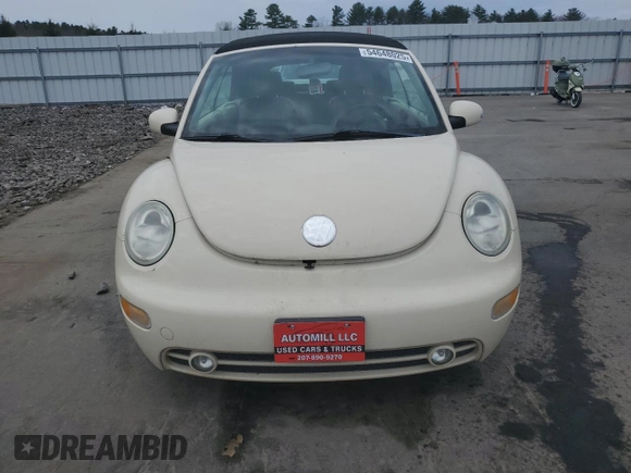 2004 Volkswagen Beetle with VIN 3VWCM21Y34M310399, listed as a Copart auction lot 54648025 with 110,890 mi miles and Clean Title. Bid and sale history available at DreamBid. Image 5.