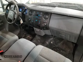 2012 Ford F-250 XL с VIN 1FTBF2B68CEB67282, выставлен на аукционе Copart как лот 47128575 с пробегом 155 667 миль миль и Списание • Salvage title. История ставок и продаж доступна на DreamBid. Изображение 8.