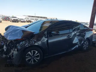 2017 Toyota Prius Plus with VIN JTDKARFPXH3059677, listed as a IAAI auction lot 42316908 with Not provided miles and . Bid and sale history available at DreamBid. Image 6.