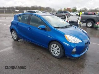 2012 Toyota Prius One z VIN JTDKDTB33C1024149, wystawiony jako IAAI lot #42074583 z przebiegiem 118 268 mil mil oraz . Historia ofert i sprzedaży dostępna na DreamBid. Obrazek 1.