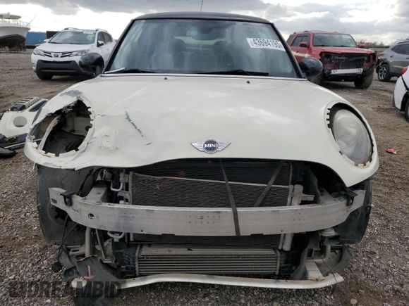 2015 MINI Hardtop with VIN WMWXM5C58F3A57125, listed as a Copart auction lot 43694195 with 78,875 mi miles and Salvage Title. Bid and sale history available at DreamBid. Image 5.