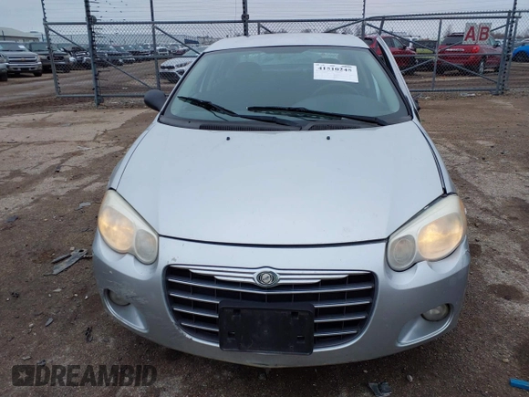 2004 Chrysler Sebring Touring z VIN 1C3EL56R74N392214, wystawiony jako IAAI lot #41510245 z przebiegiem 159 751 mil mil oraz . Historia ofert i sprzedaży dostępna na DreamBid. Obrazek 12.