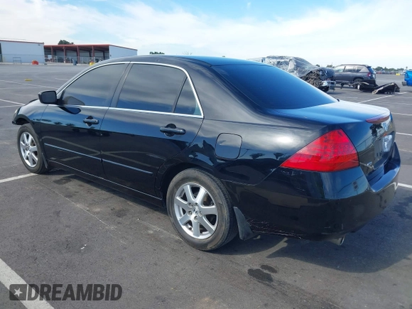 2006 Honda Accord LX с VIN 1HGCM66396A058277, выставлен на аукционе IAAI как лот 42651117 с пробегом 178 621 миль миль и . История ставок и продаж доступна на DreamBid. Изображение 3.