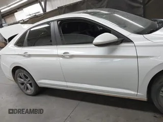 2024 Volkswagen Jetta SE с VIN 3VW7M7BU4RM013899, выставлен на аукционе IAAI как лот 42455474 с пробегом 34 478 миль миль и . История ставок и продаж доступна на DreamBid. Изображение 14.